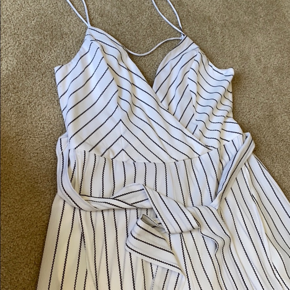 Jumpsuit - Picture 2 of 4
